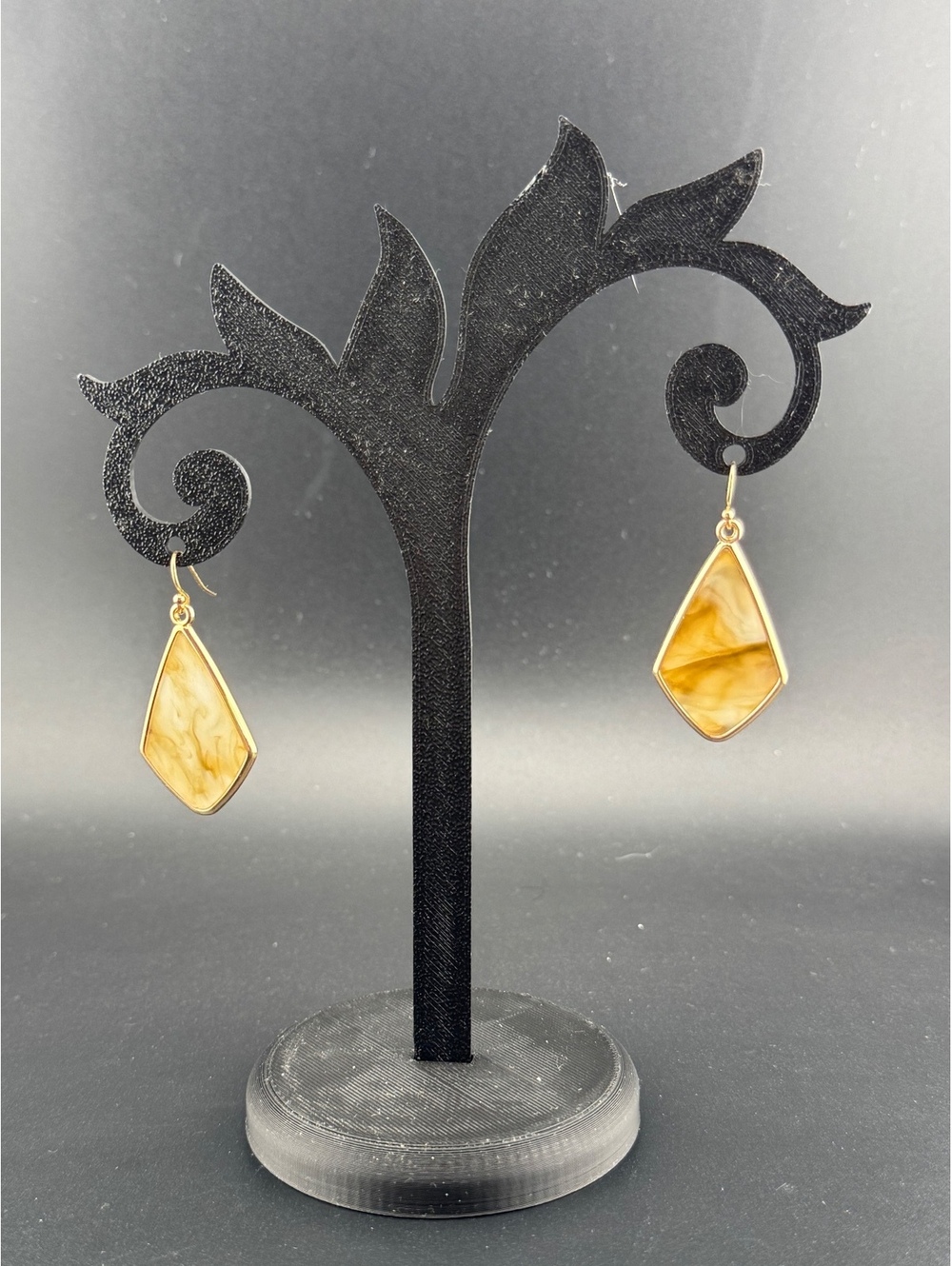 Jasmine Lane Hypoallergenic Gold Tone and Marbled Resin Drop